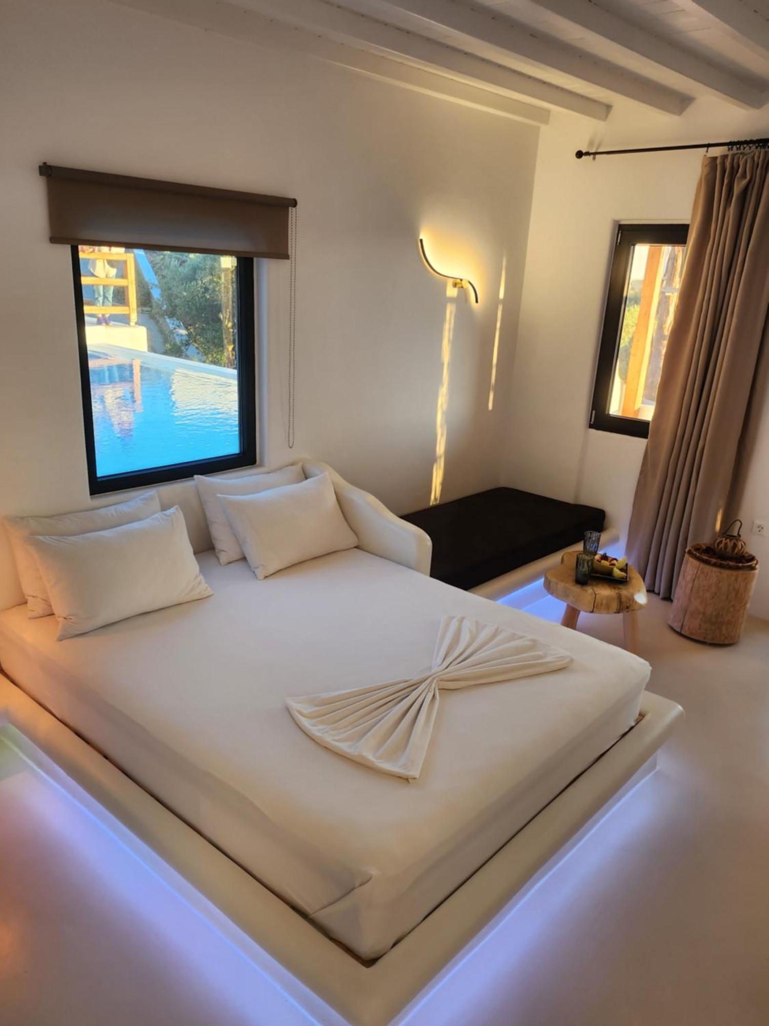 Elli Tropical Suites Mykonos Town ภายนอก รูปภาพ