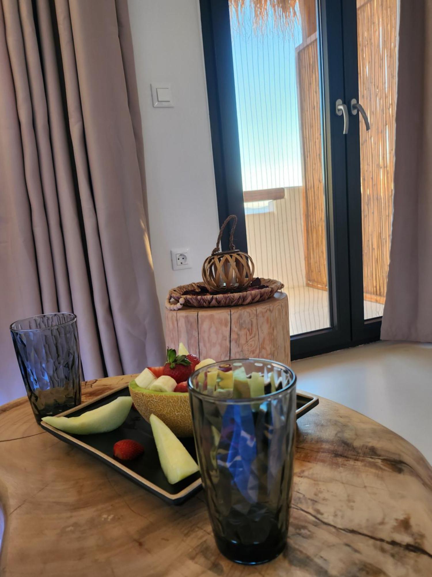 Elli Tropical Suites Mykonos Town ภายนอก รูปภาพ
